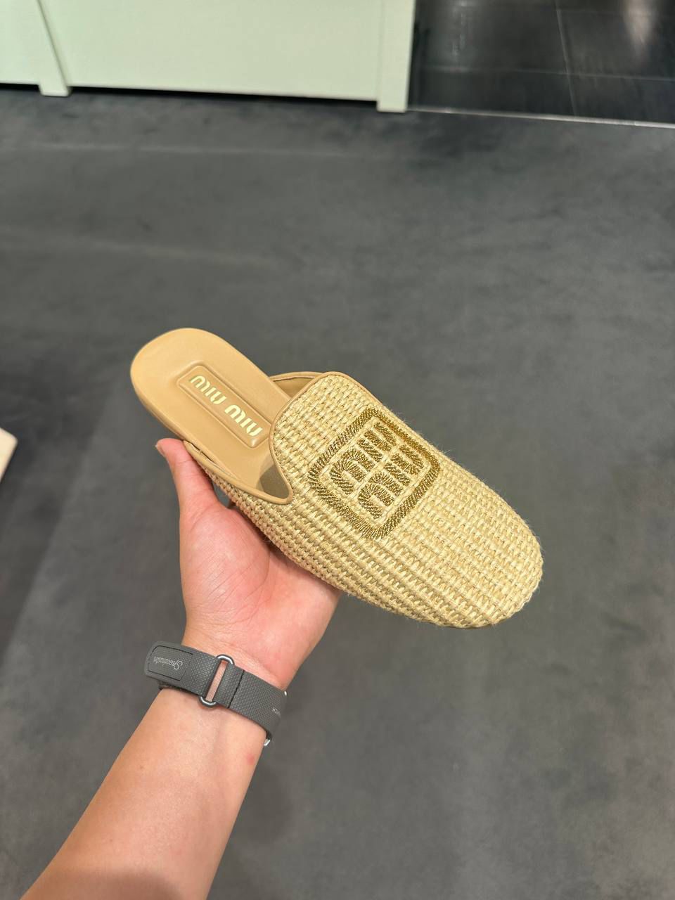 Woven fabric mules