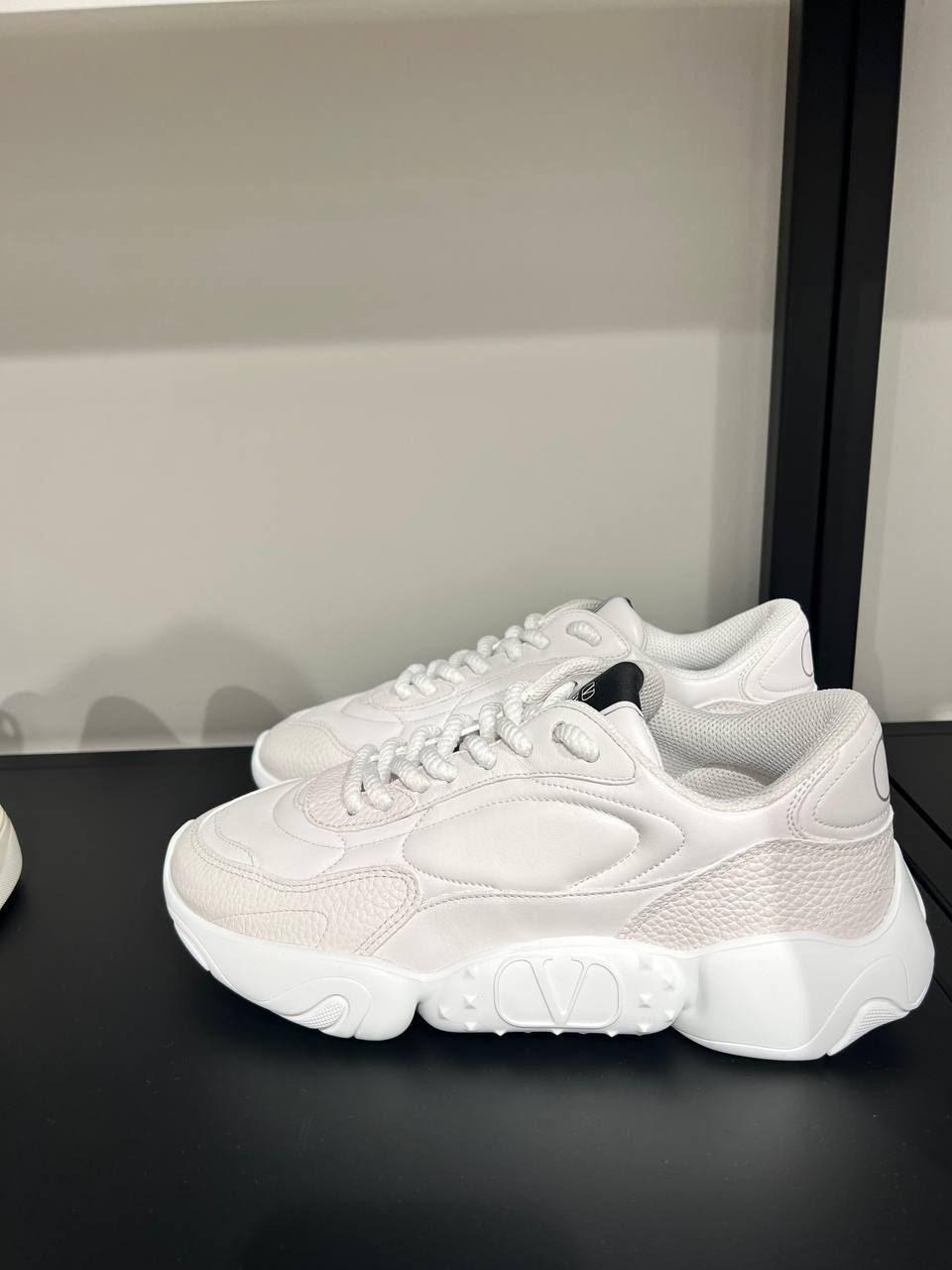 Garavani Bounce Sneakers