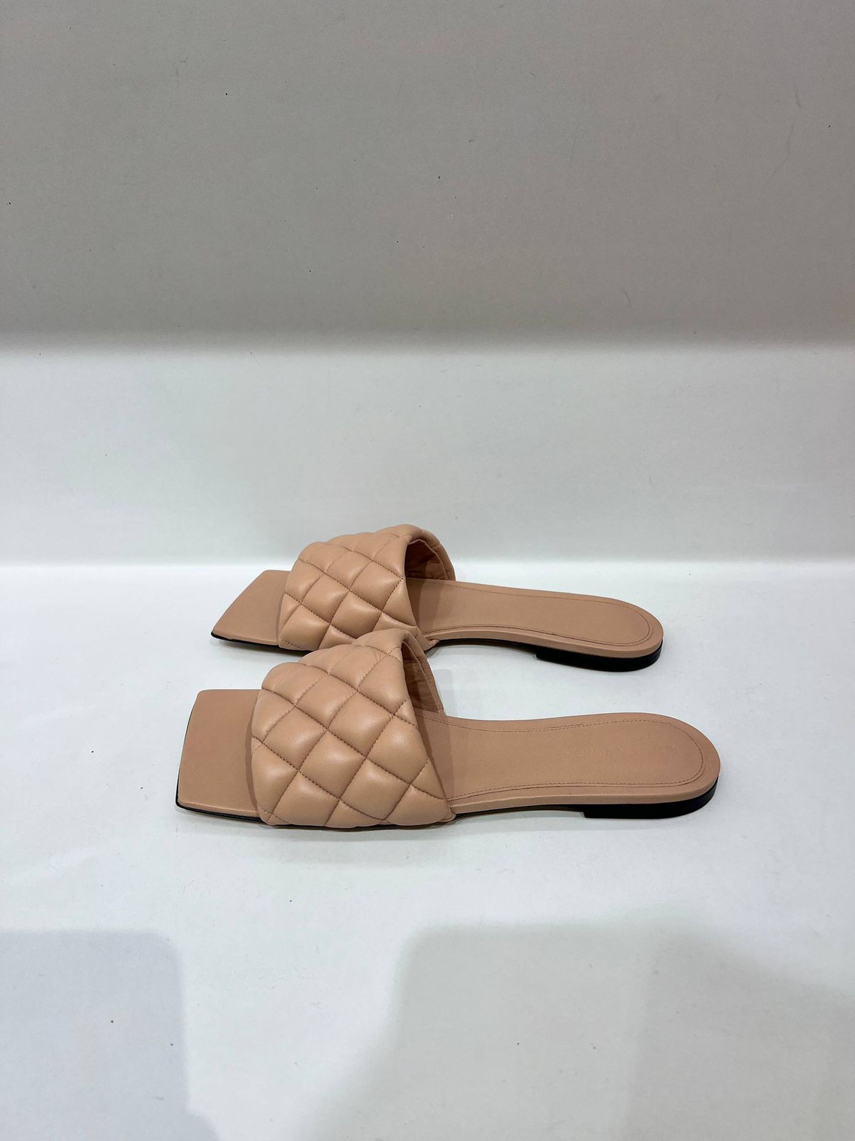 Lido Flat Sandals