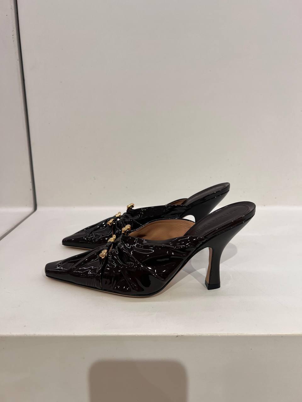 Almond Pumps
