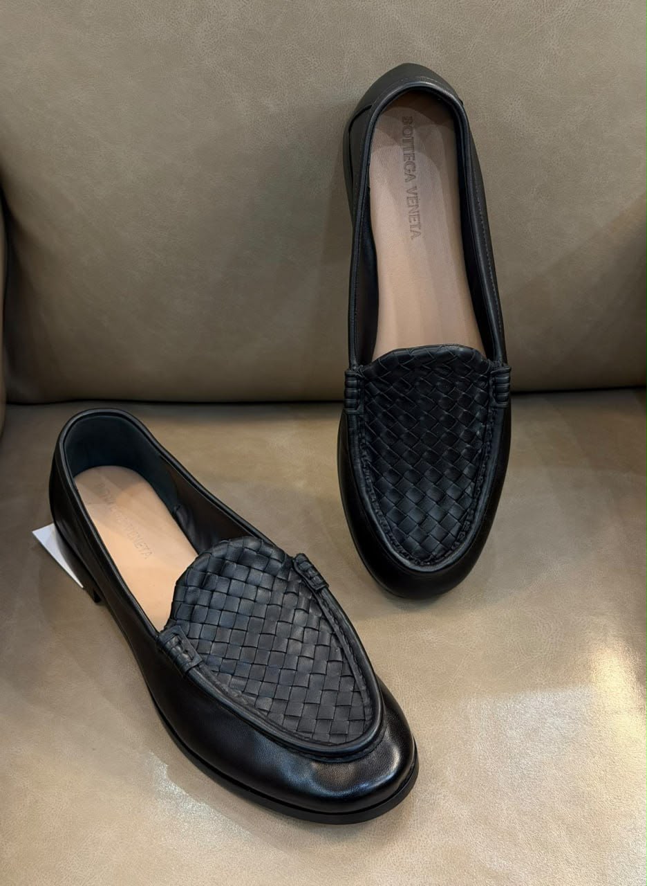 Intrecciato Leather Loafers