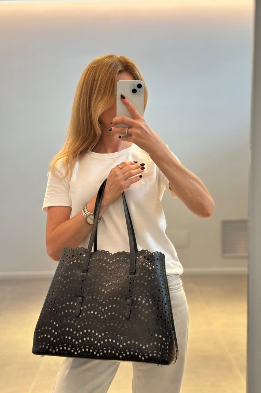 Mina 25 Tote Bag