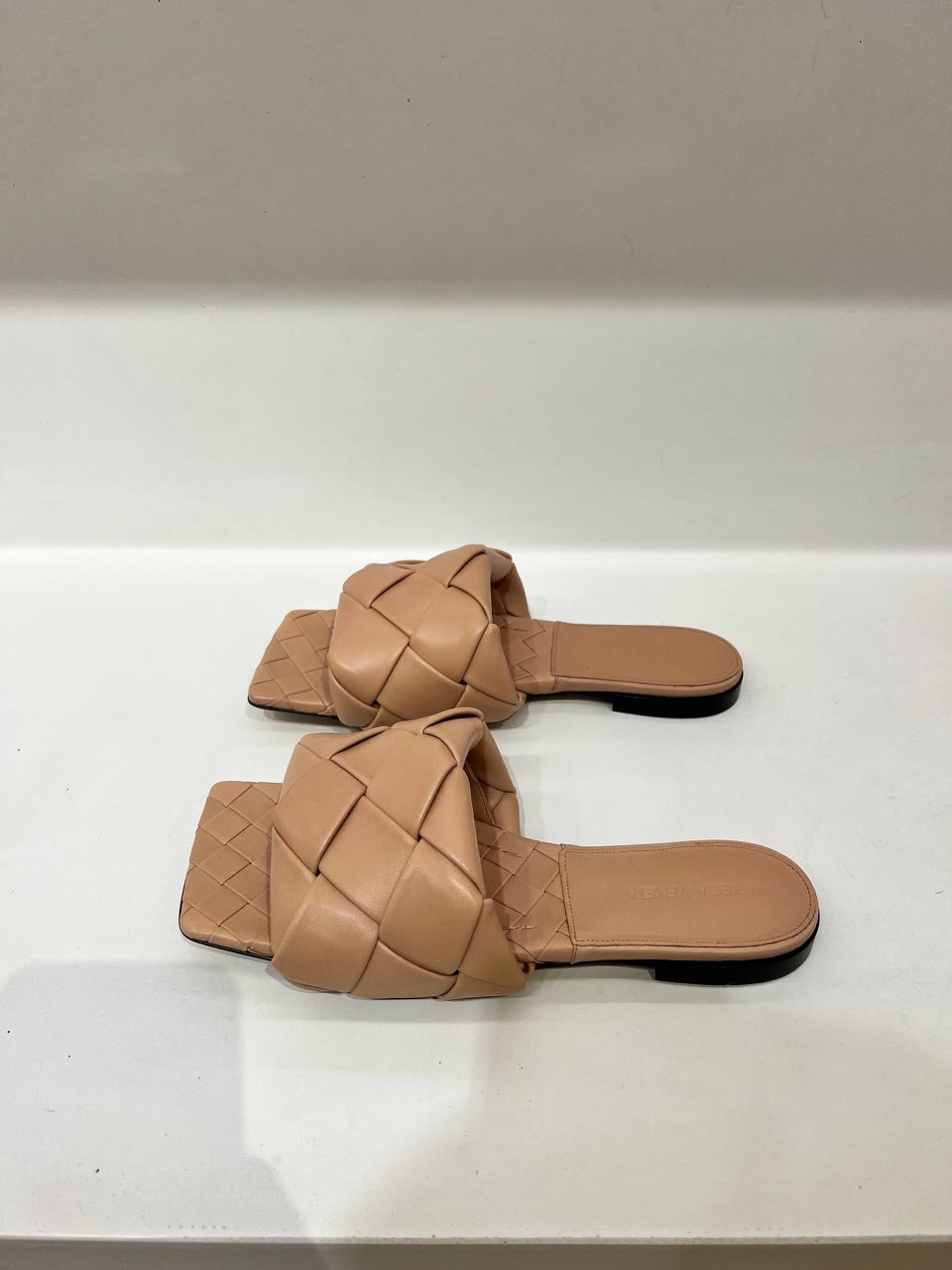 Lido Flat Sandals