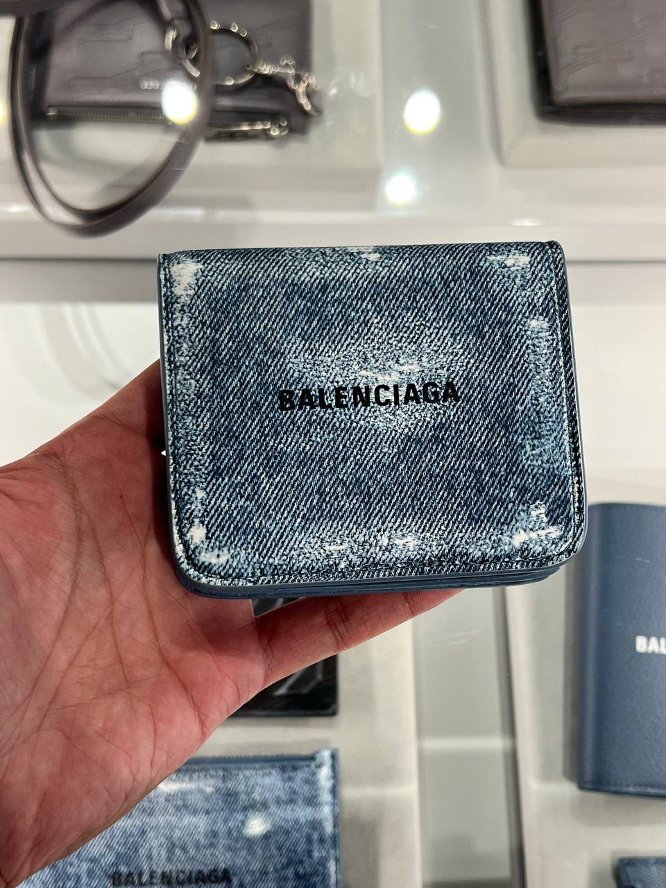 Hourglass Mini Wallet