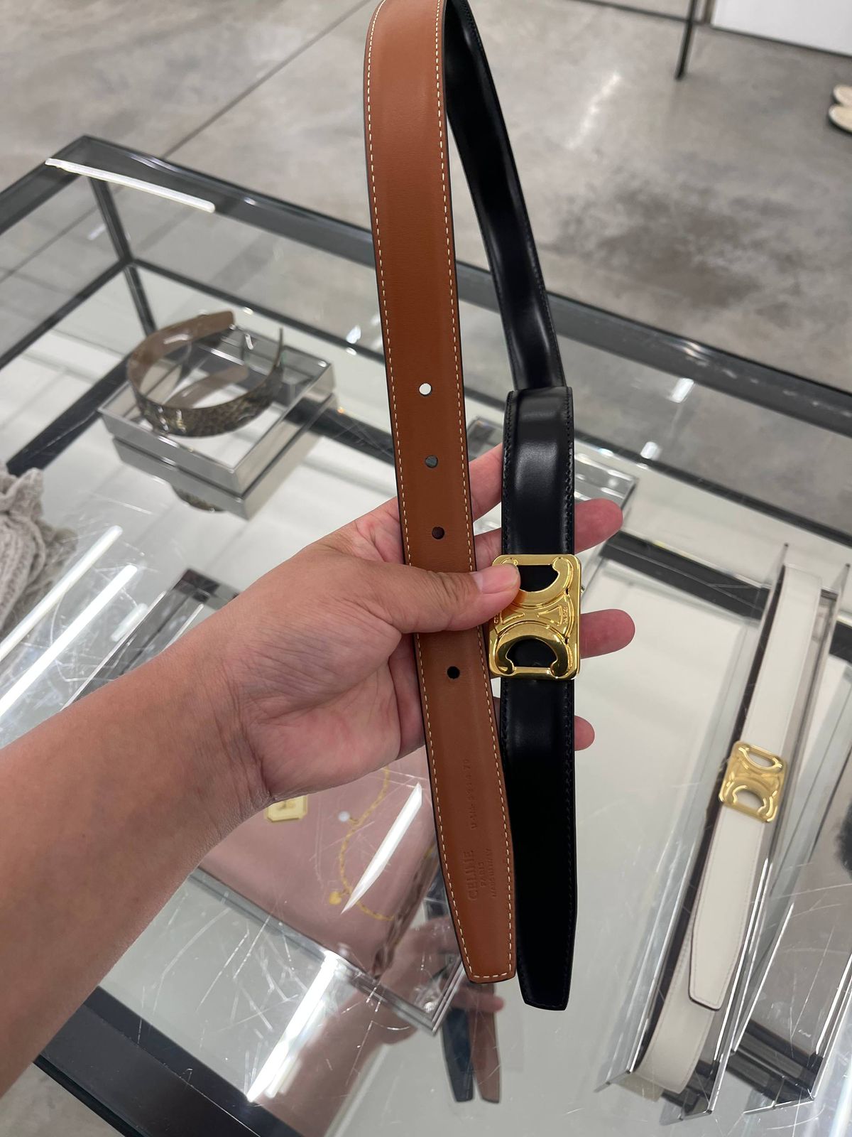 Medium Triomphe Belt in Smooth Calfskin