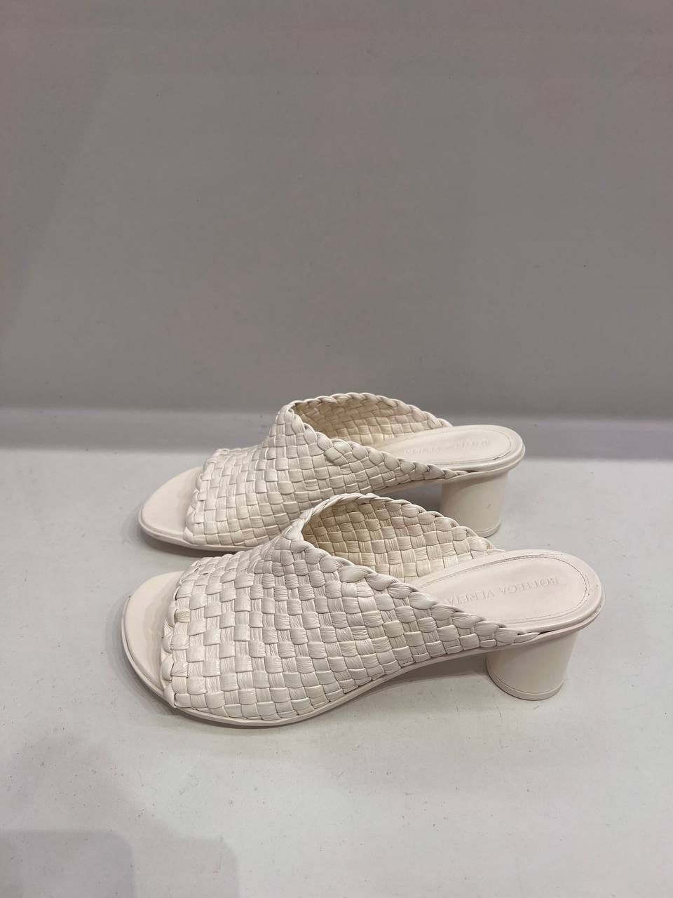 Lido Intrecciato Leather Mules