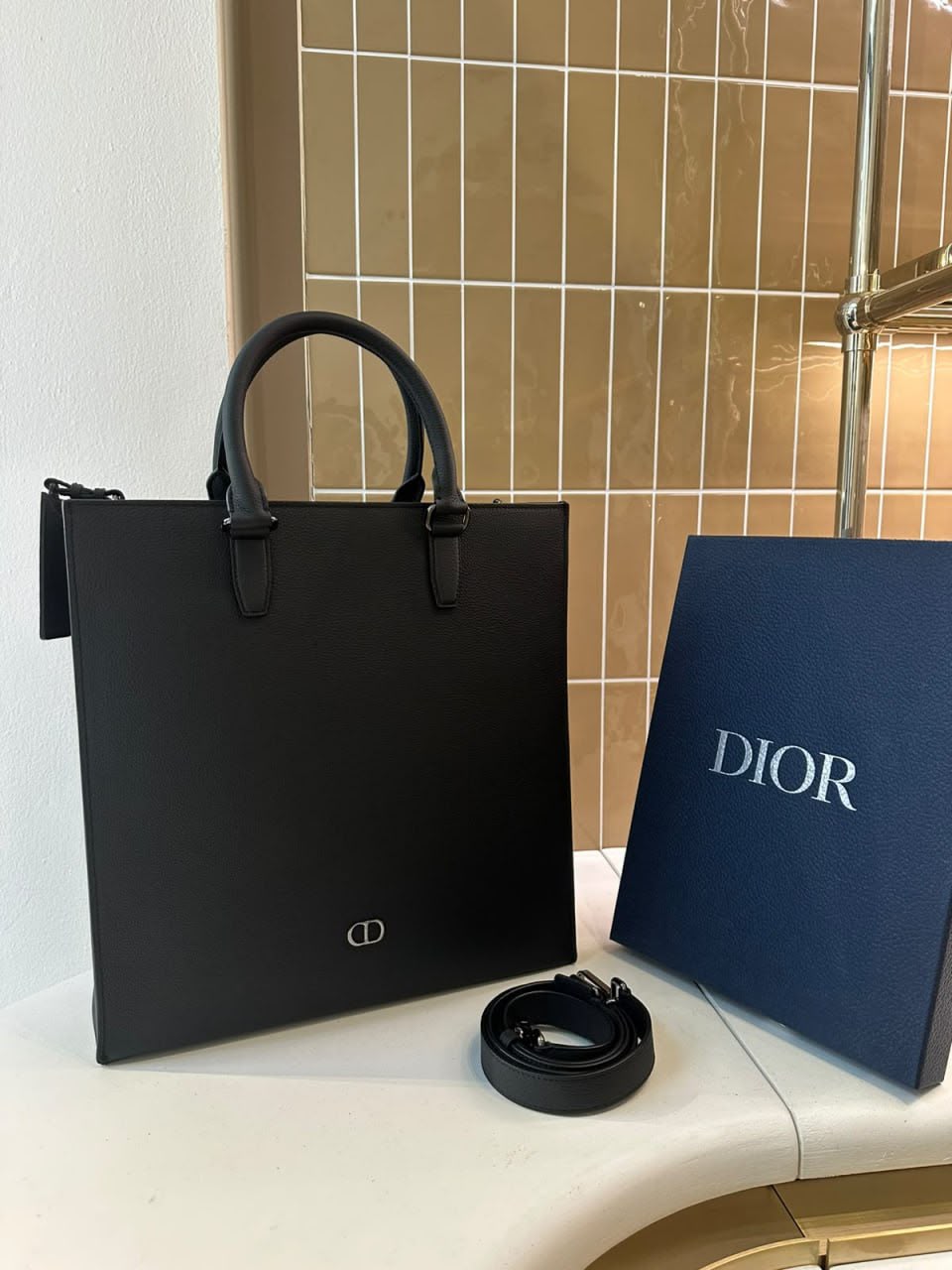 Lingot Tote Bag