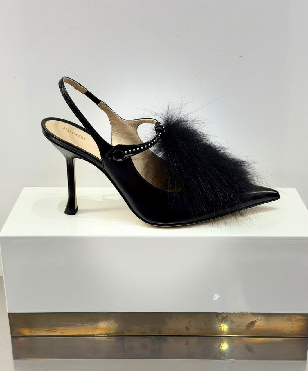 Colibrì Slingback Pumps with Fur