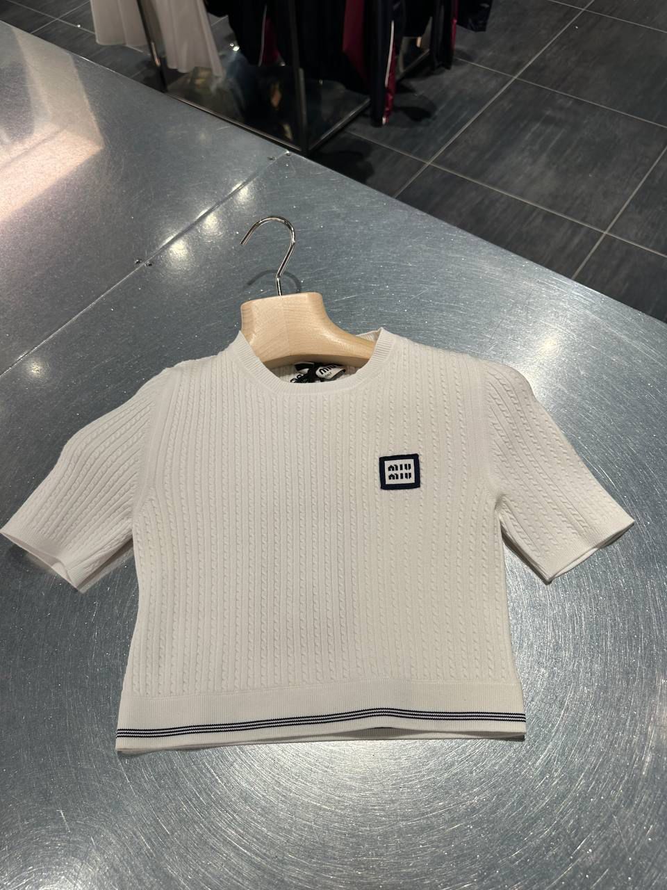 Cable-knit cotton top