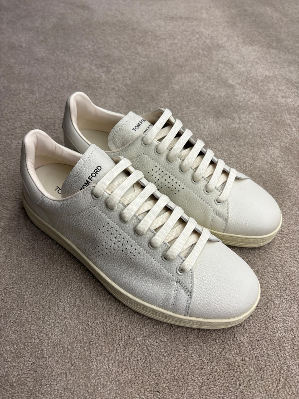 Cambridge Low-Top Sneakers