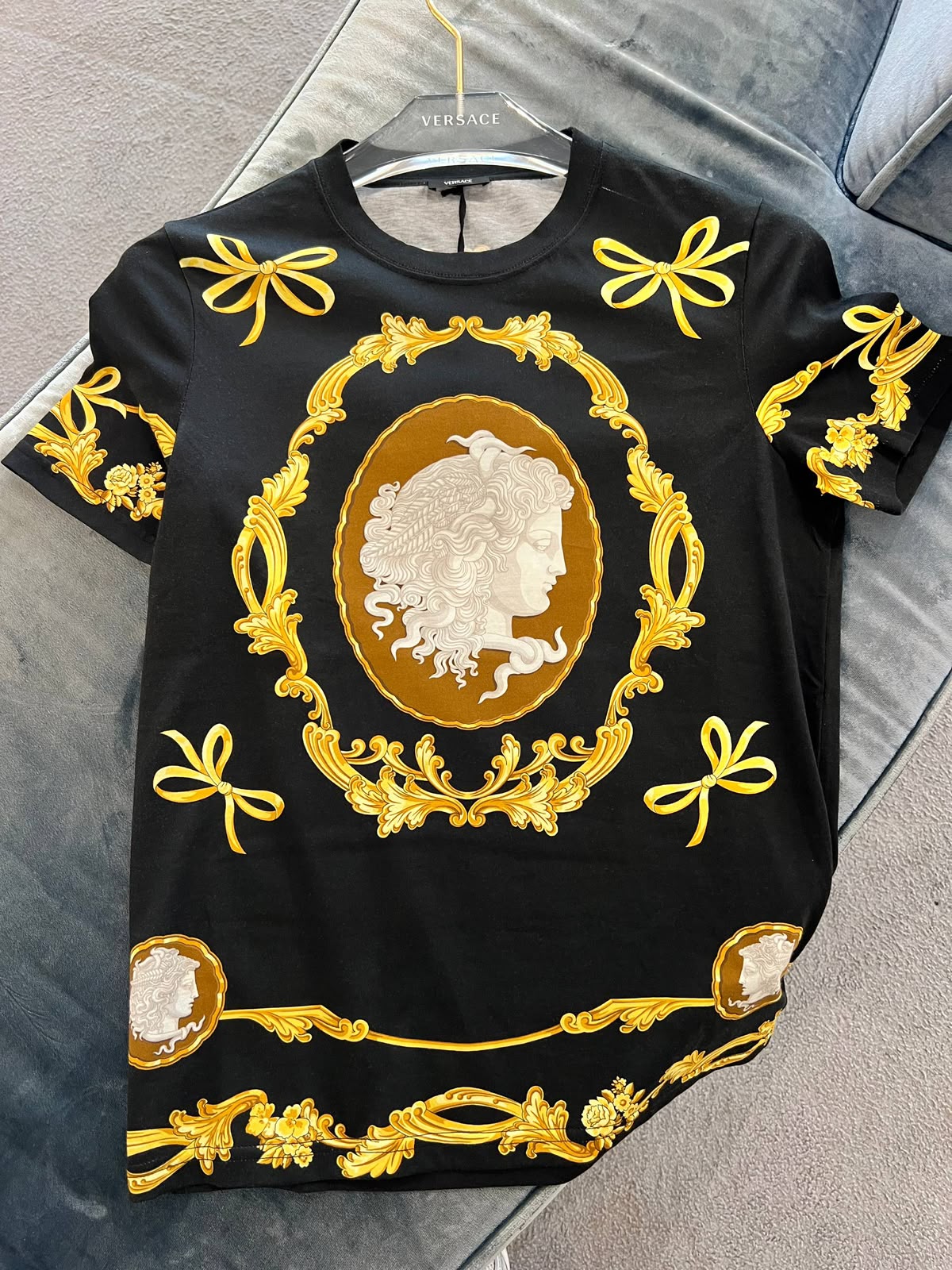 Cameo Print T-Shirt