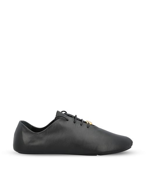 Scarpe realizzate in pelle