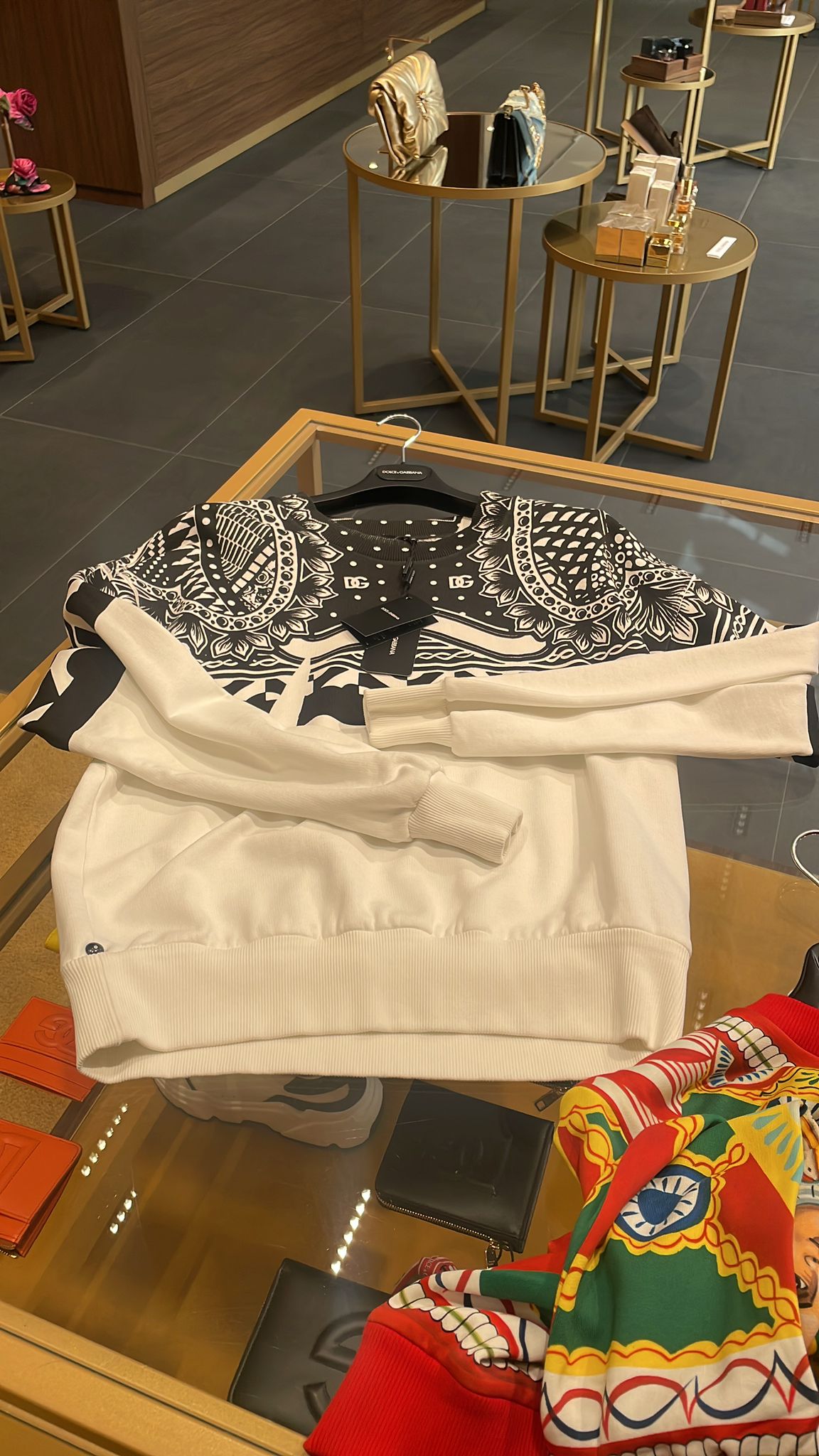 Bandana-print sweatshirt