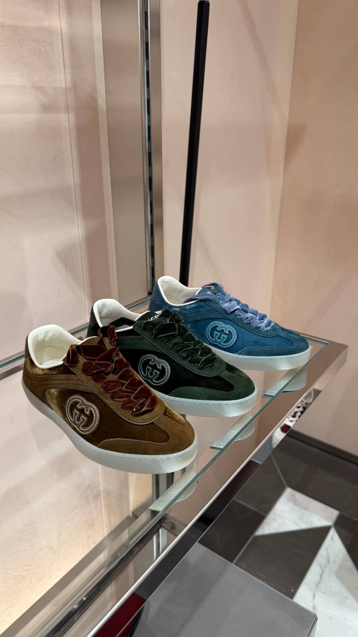 Screener Velvet Sneaker