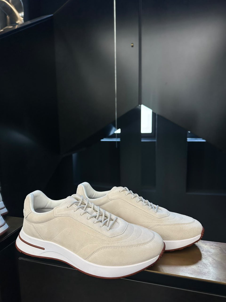360 LP Flexy Walk Sneakers
