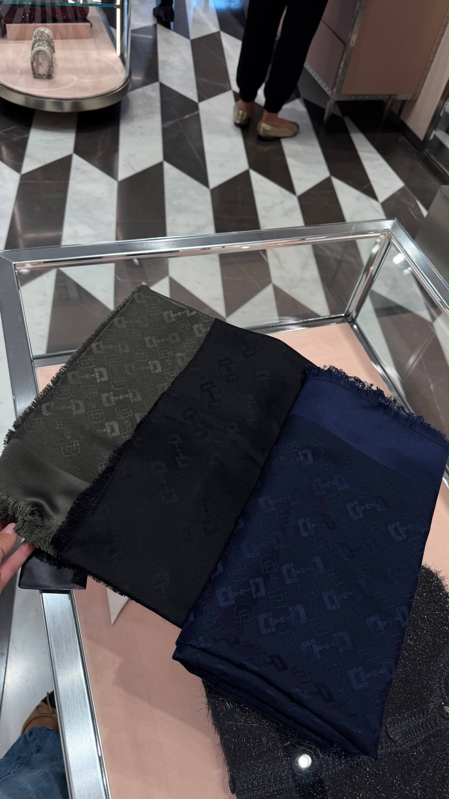 Horsebit Jacquard Scarf