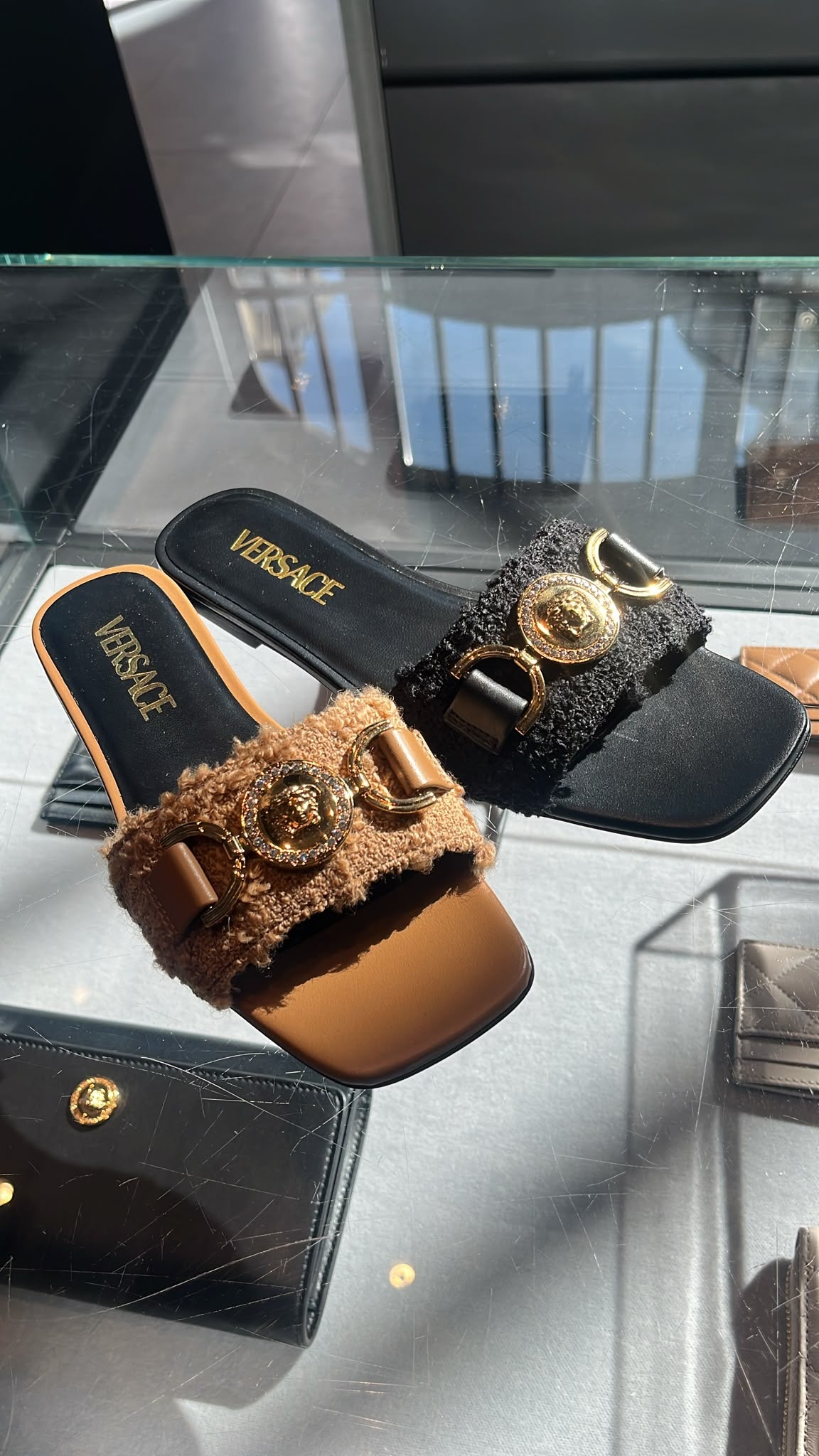 La Medusa Slide Sandals