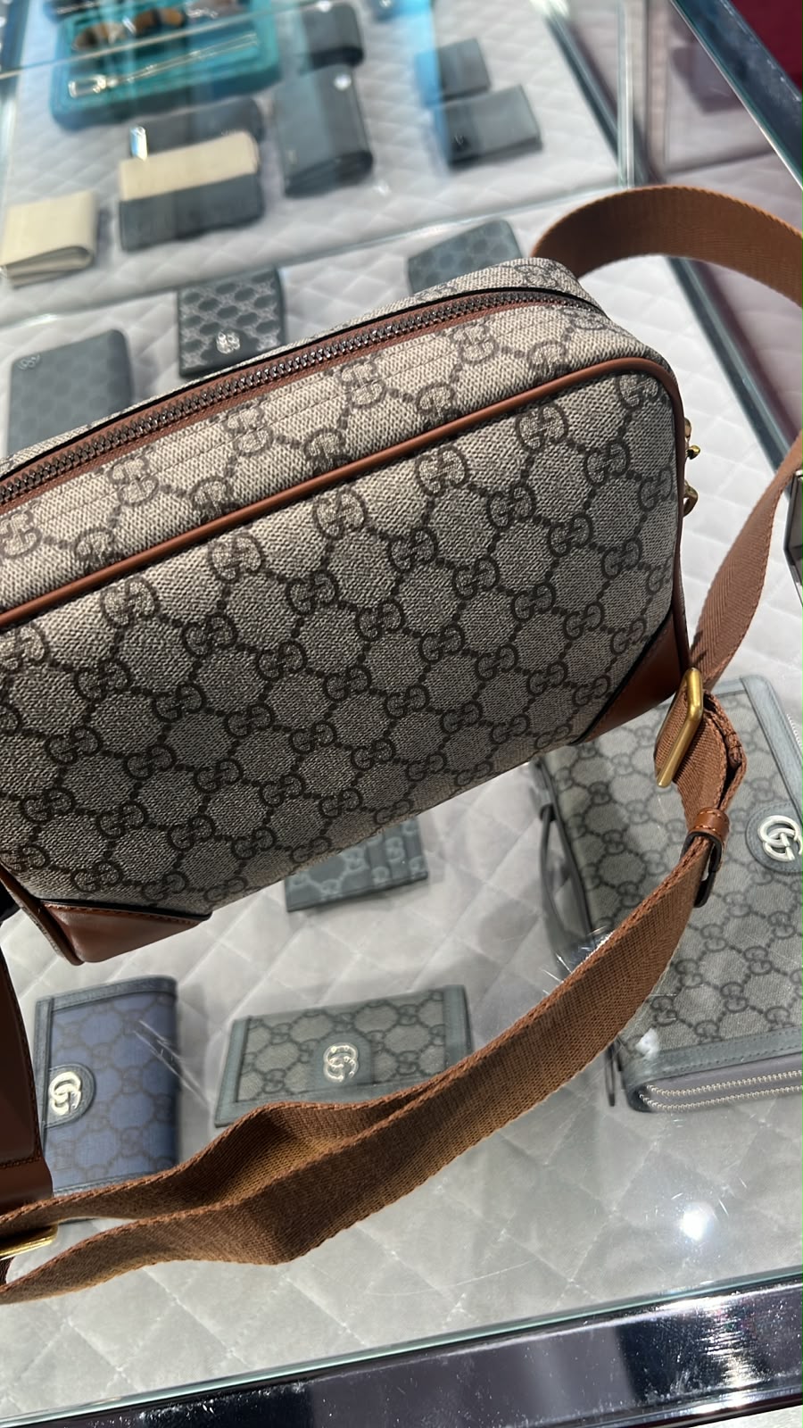 GG Supreme Messenger Bag