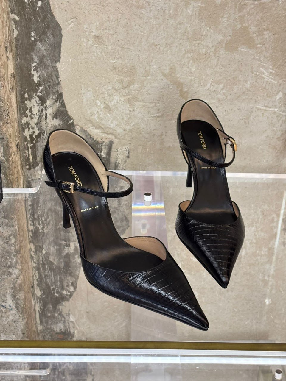 Croc-Embossed Leather D'Orsay Pumps