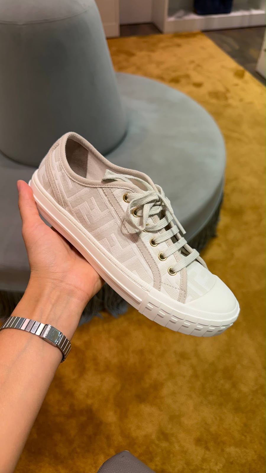Match Low-Top Sneakers