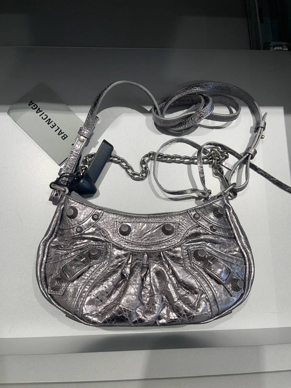 Hourglass Wallet on Chain