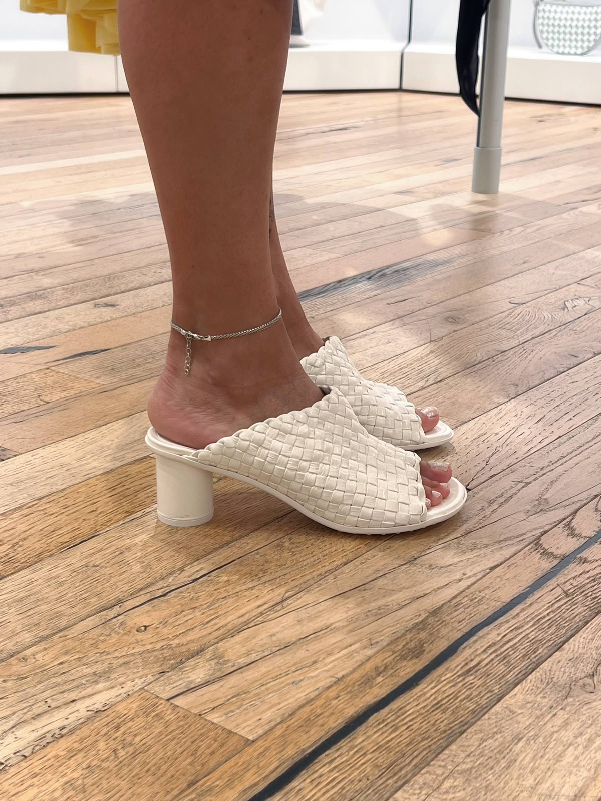 Lido Intrecciato Leather Mules