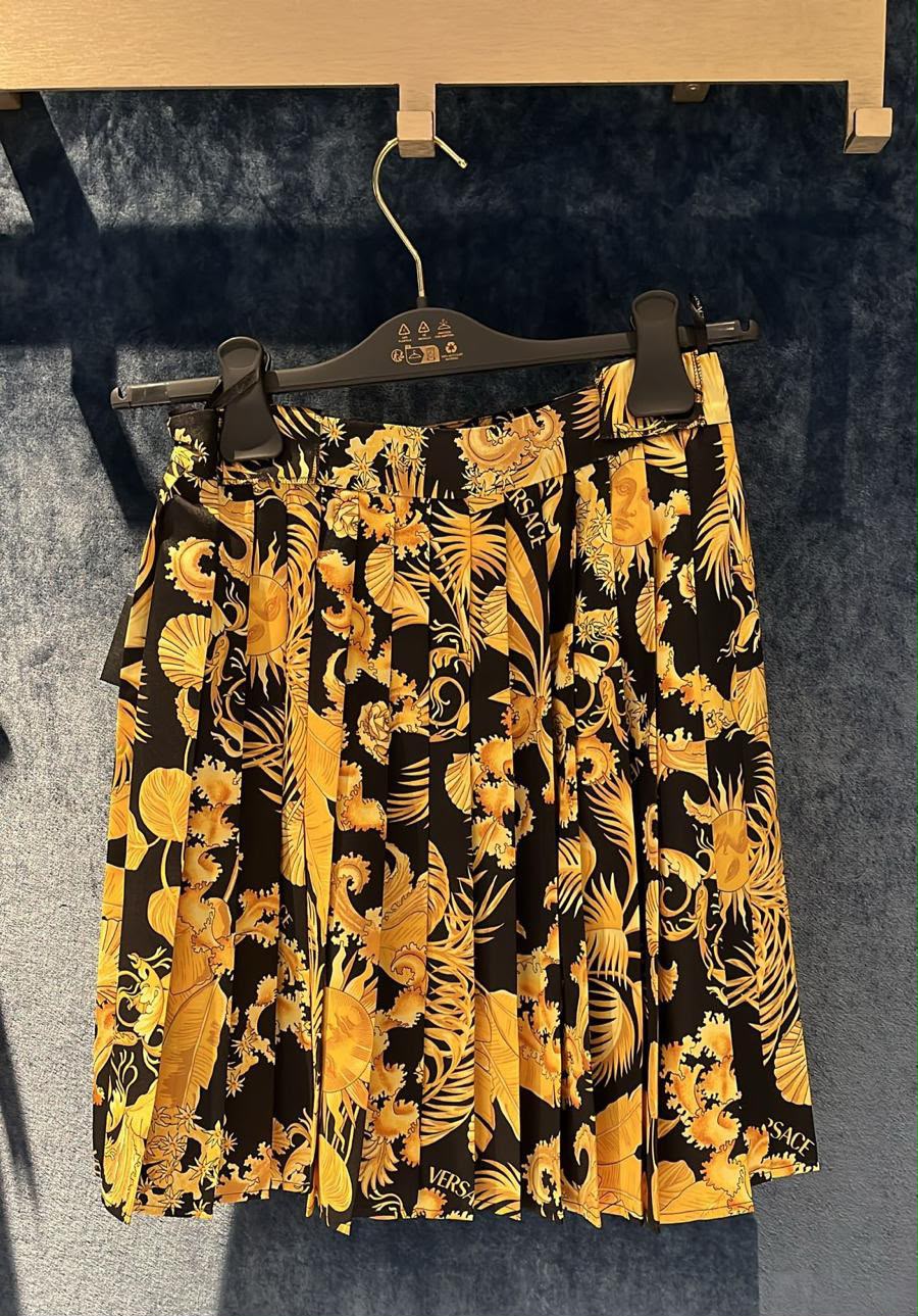 Barocco Sun Print Pleated Skirt