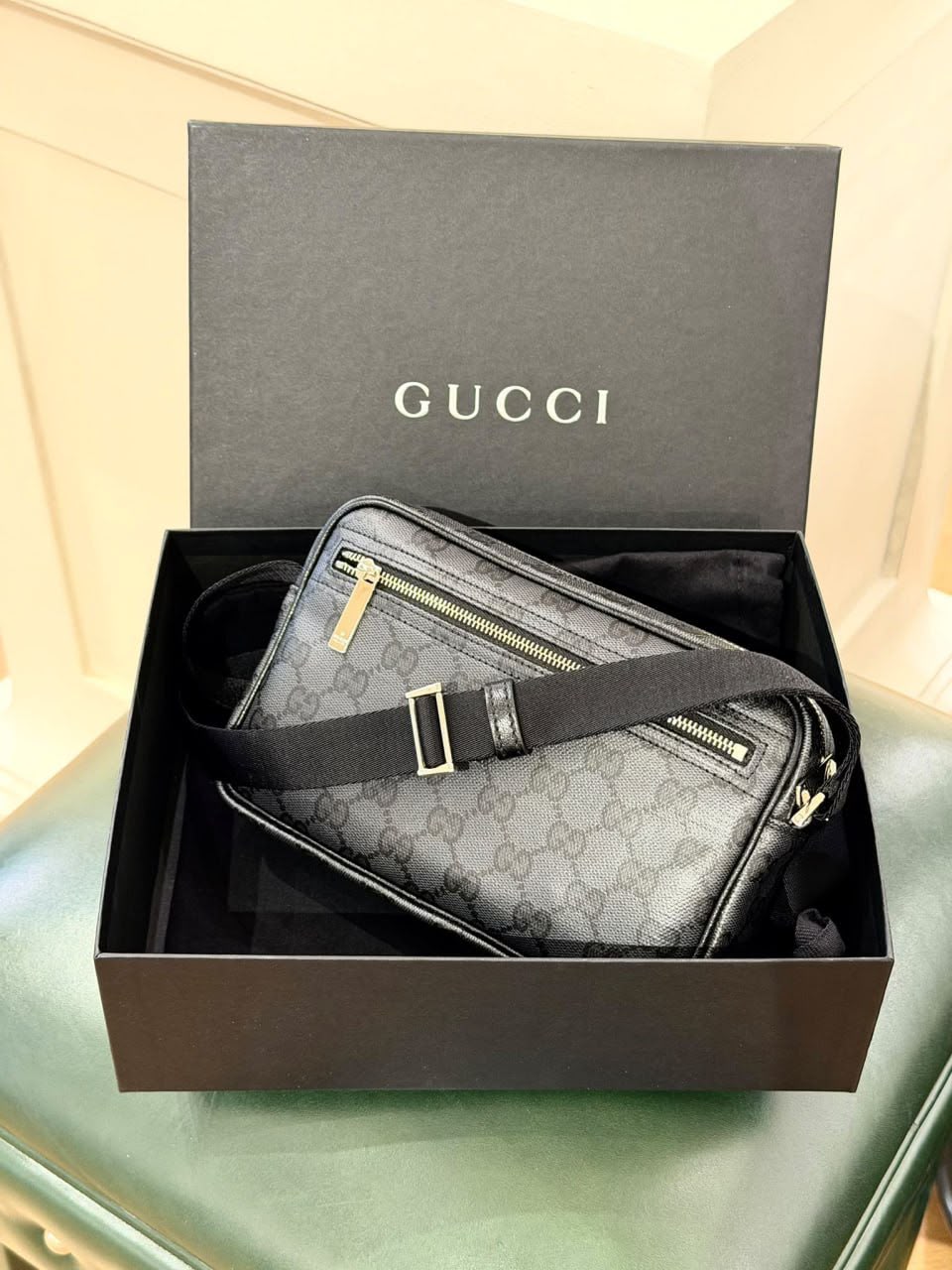 GG Supreme Messenger Bag