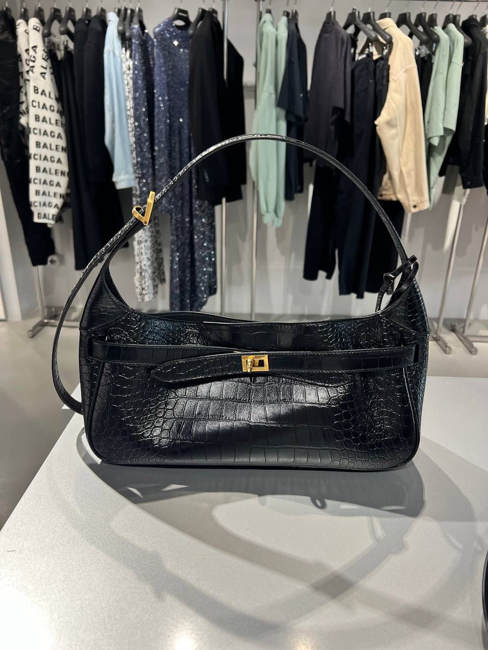 Le Cagole XS Shoulder Bag