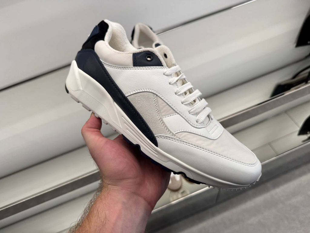 360 LP Flexy Walk Sneakers