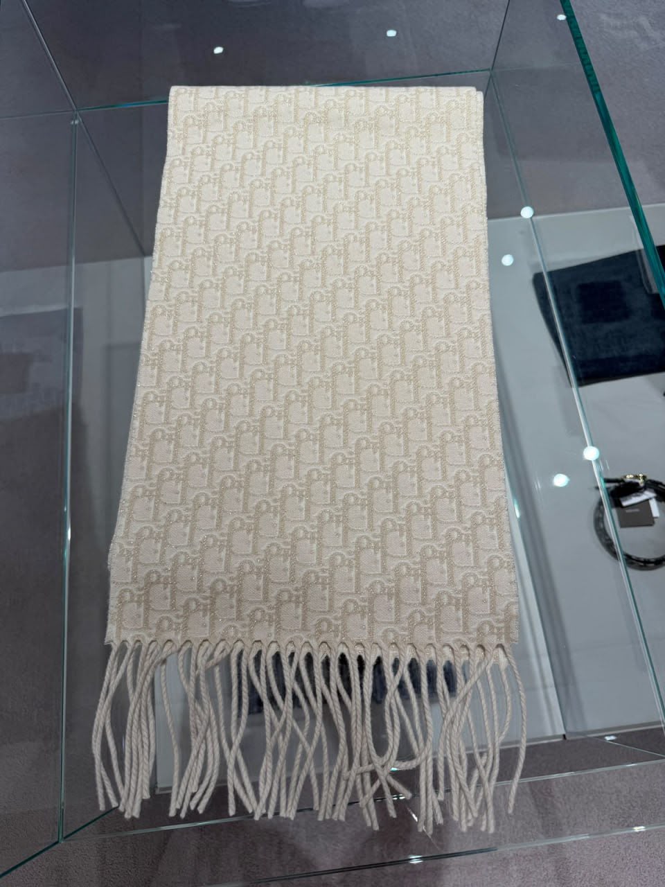 Oblique Scarf