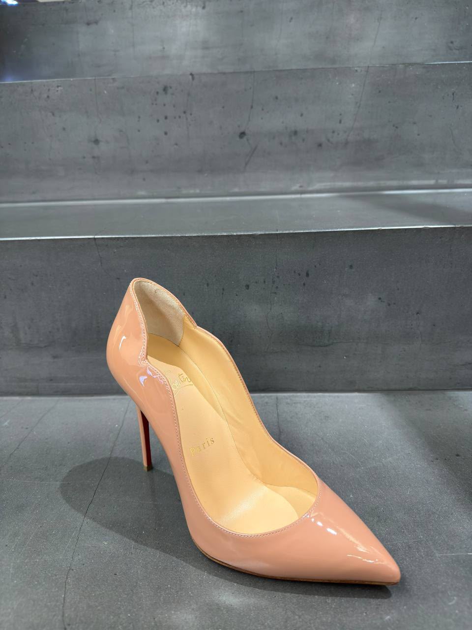 Hot Chick Pump