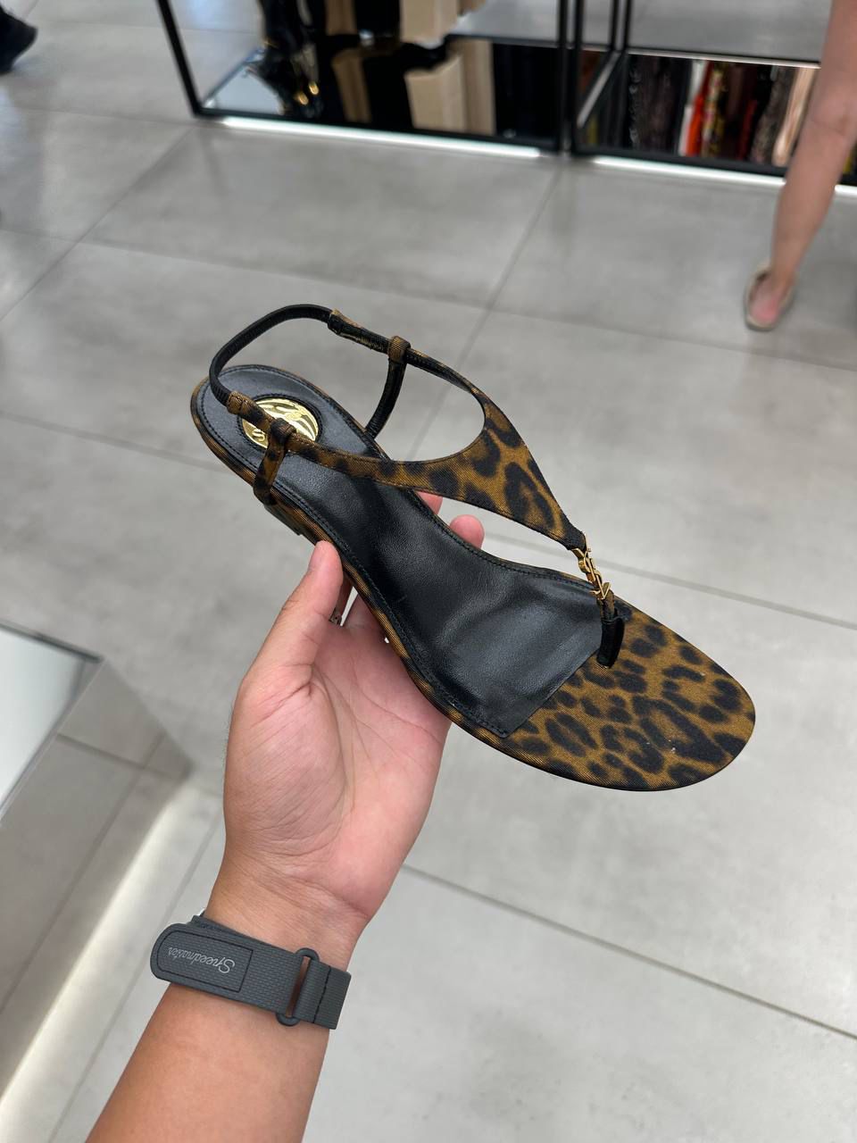 Cassandra Thong Sandals in Leopard-Print Fabric