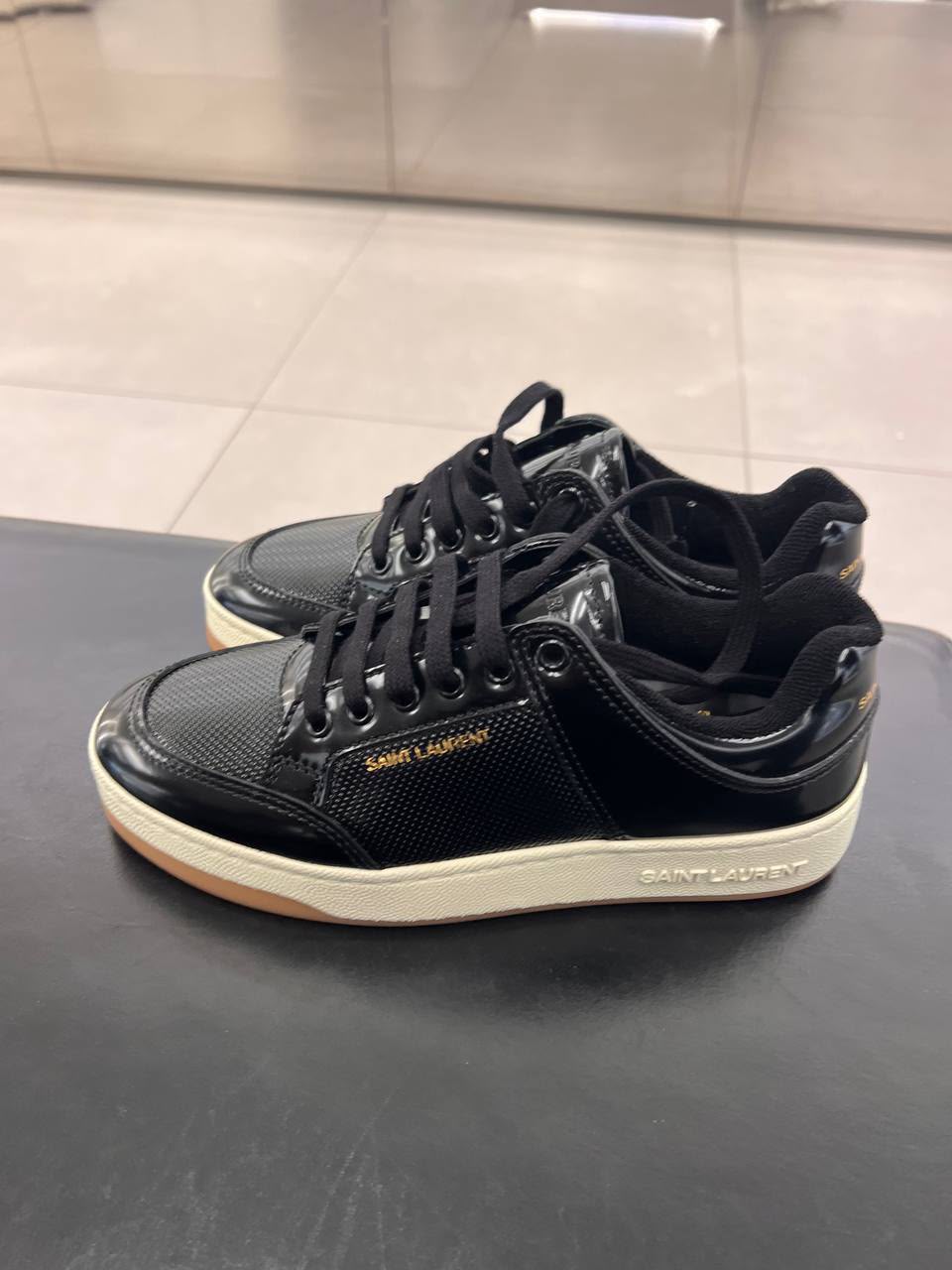 Court Classic SL/06 Sneakers