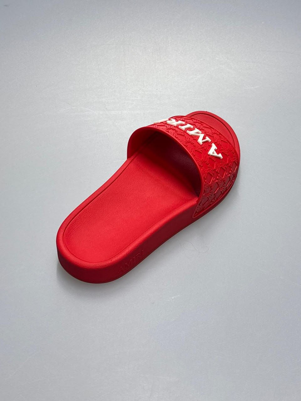 Logo-Embossed Slides