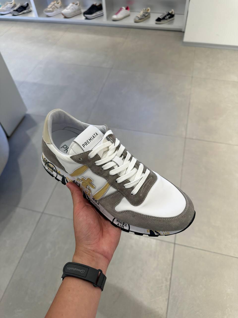 Eric Sneakers