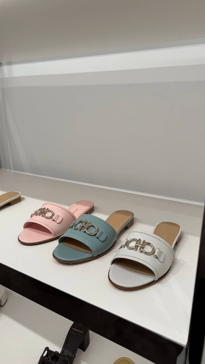 Gancini Slide Sandal