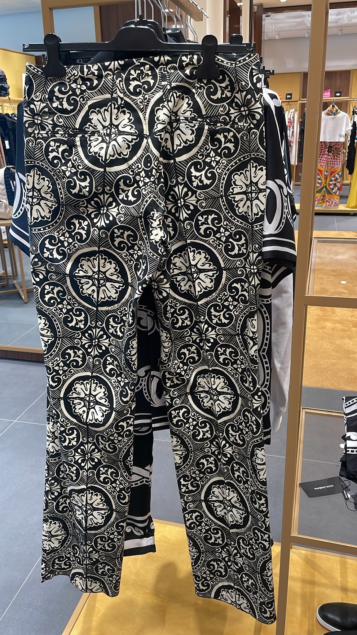 Majolica-print trousers