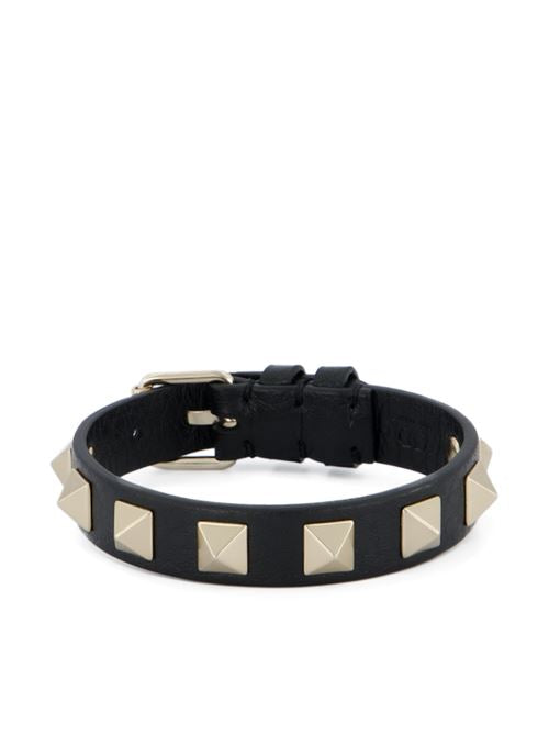 Bracciale realizzato in pelle