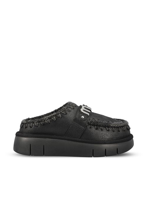 Sabot realizzati in pelle