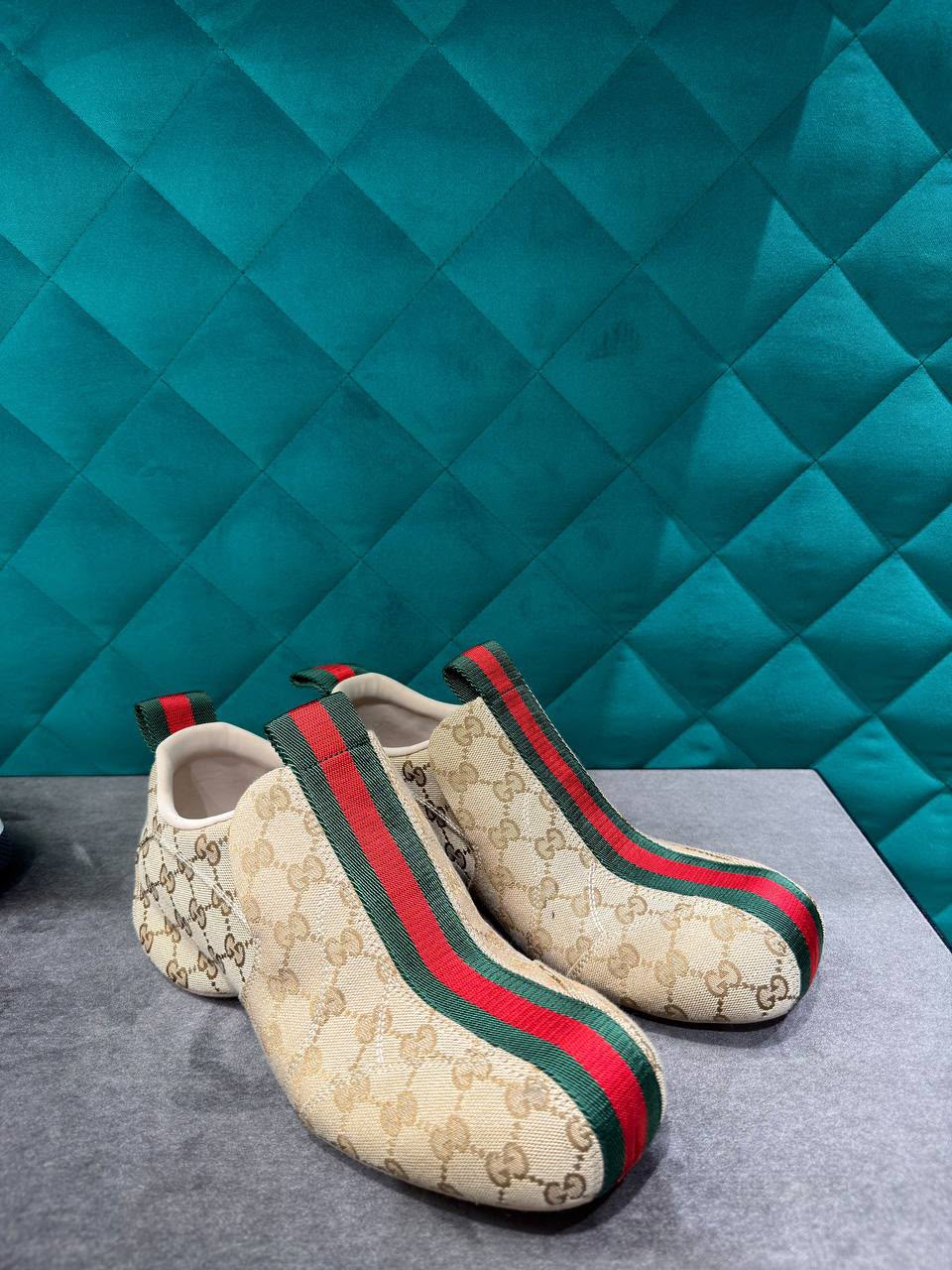 GG Supreme Slip-On Sneakers