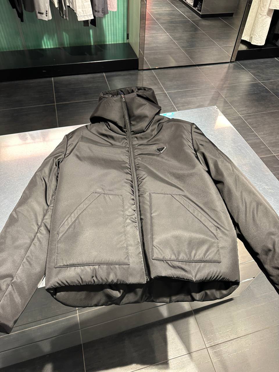 Re-Nylon hooded puffer jacket