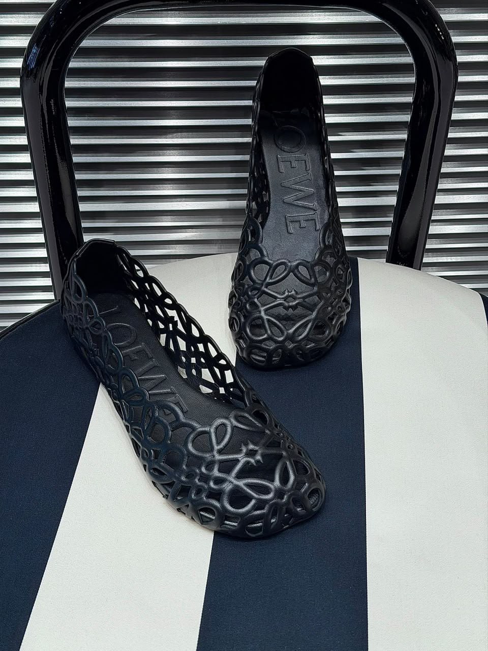 Anagram Cut-out Ballet Flats in Rubber