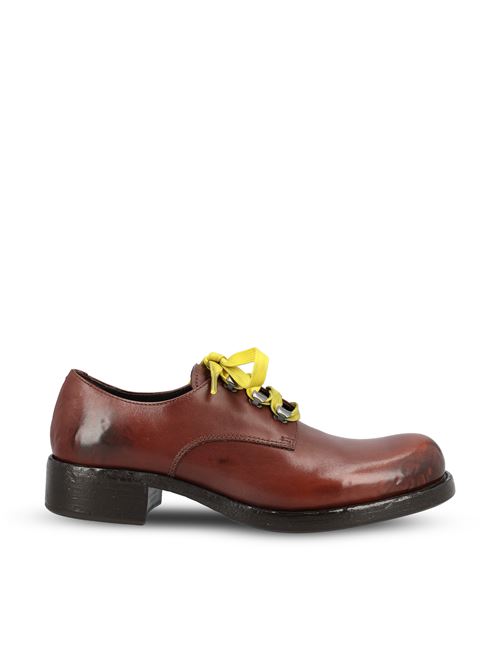 Scarpe stringate in pelle anticata