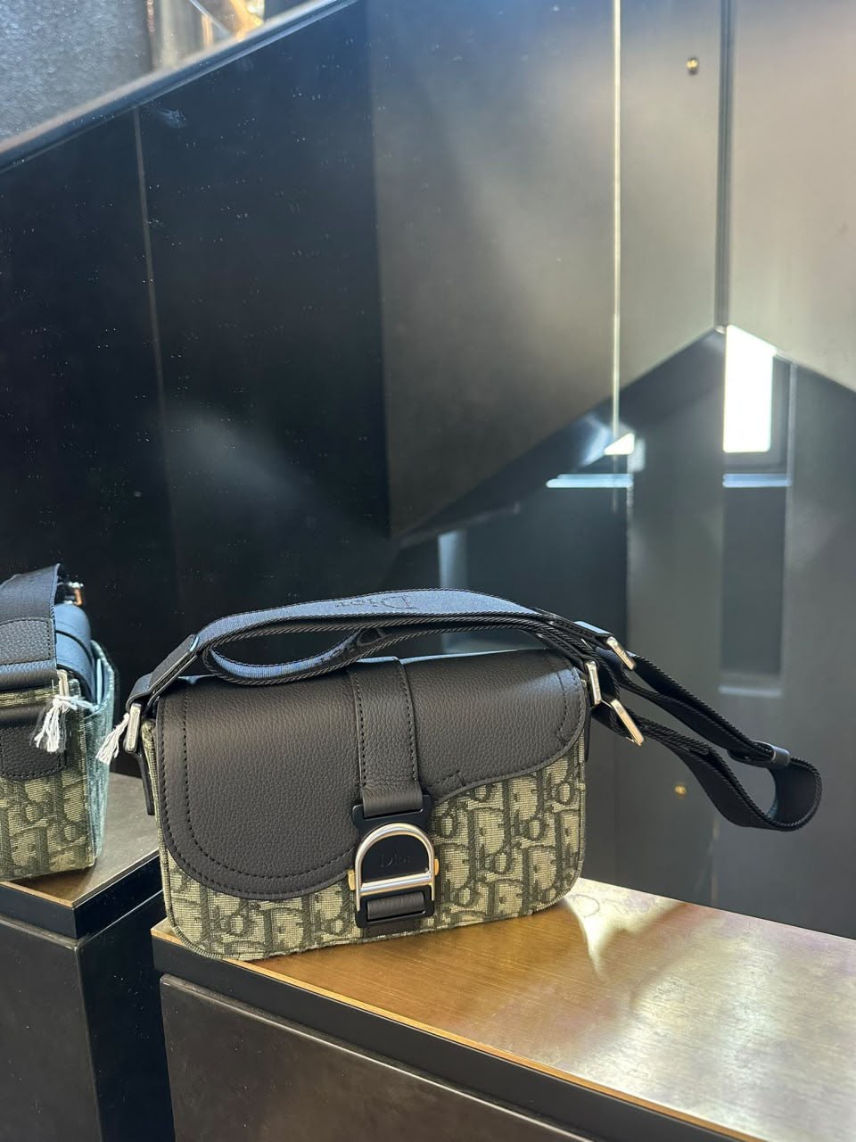 Gallop Messenger Bag
