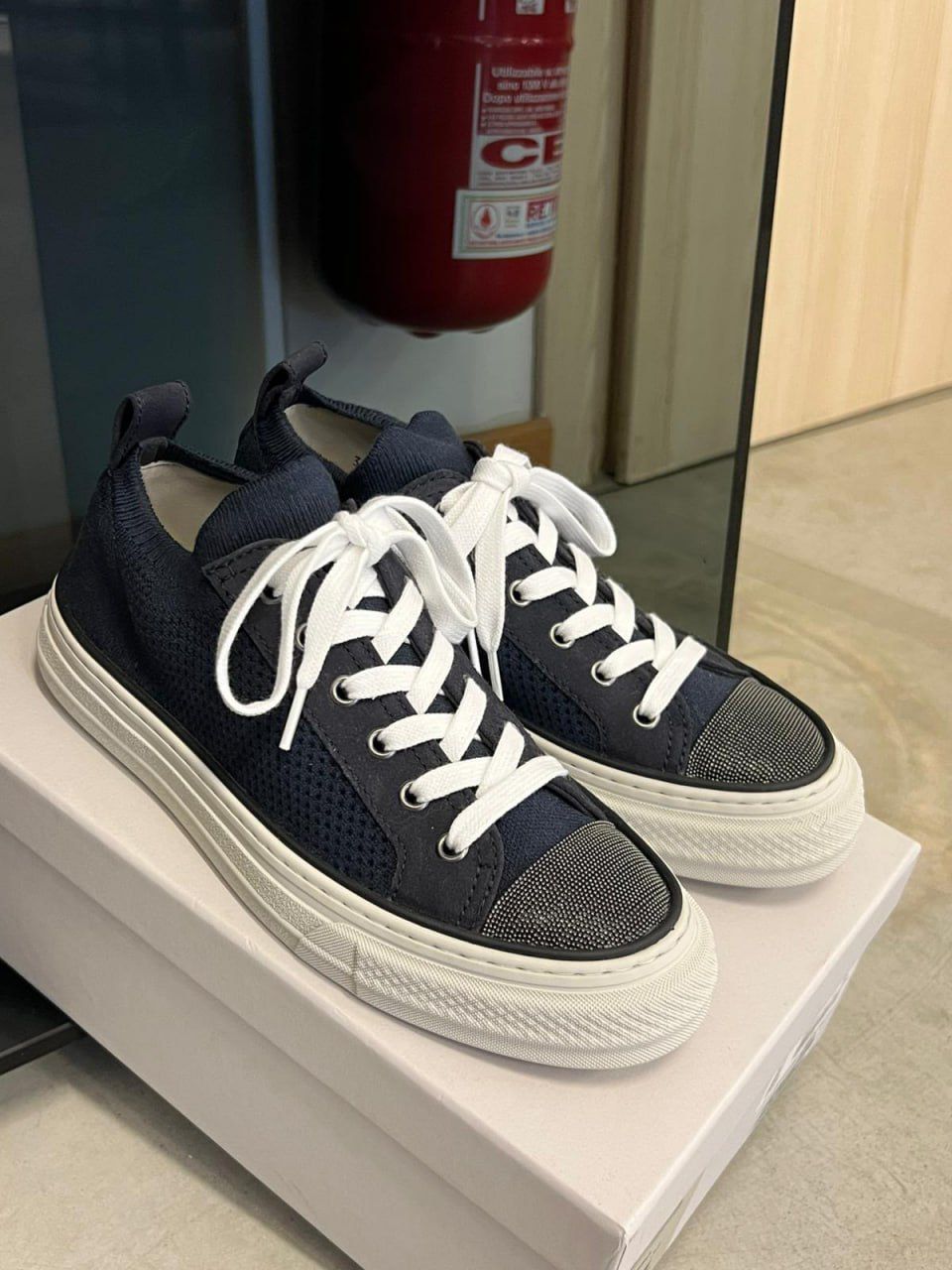 Runner Low-Top Sneakers