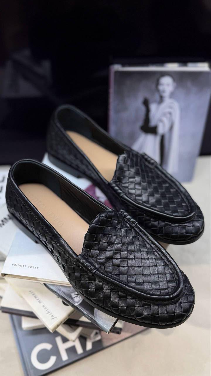 Intrecciato Leather Loafers