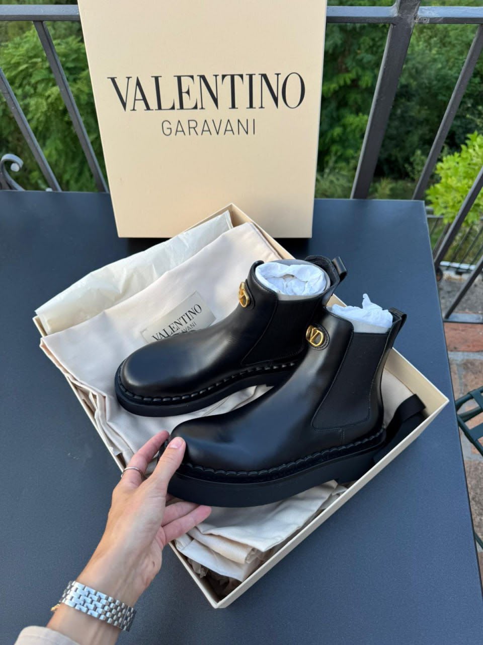 VLogo Signature Chelsea Boot