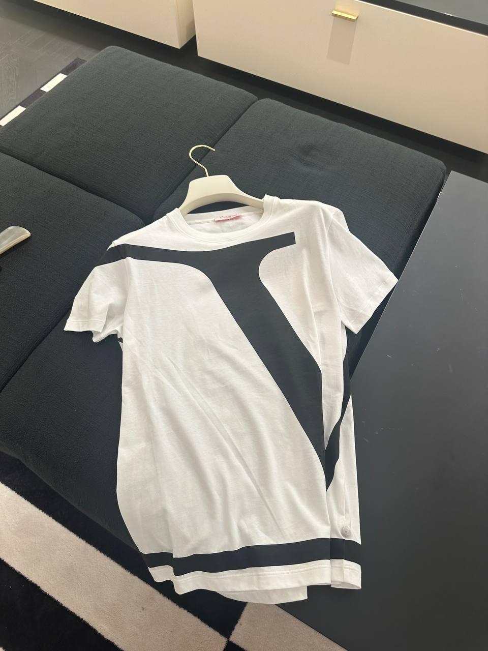 VLogo Signature T-shirt