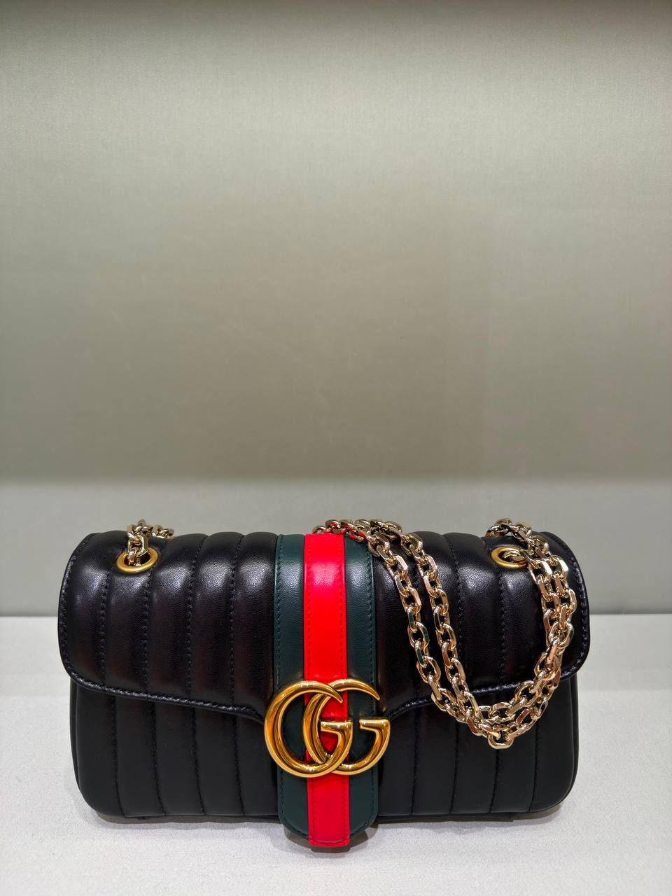 GG Marmont small shoulder bag